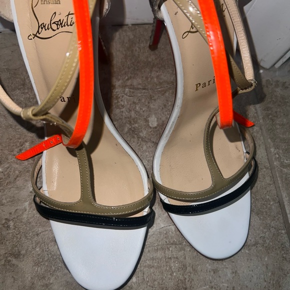 Authentic Christian louboutins 38.0 - Picture 7 of 8